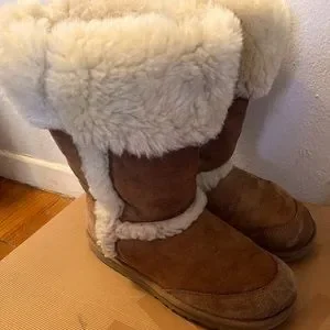 Ugg くつ UGG | Shoes | Uggs Size 859 In Women | Poshmark